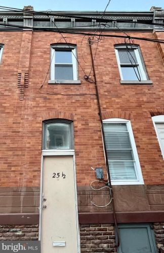 25 Peace St, Trenton NJ  08608-2003 exterior