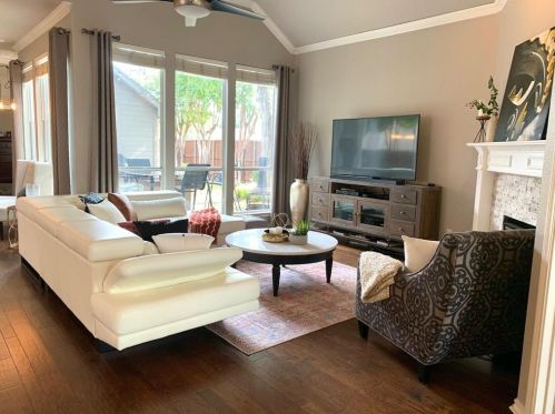 3621 Granbury Dr, Dallas TX  75287-4930 exterior