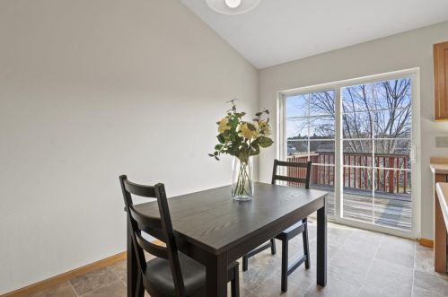 1201 Winston Dr, Edgerton WI 53534-1029 exterior