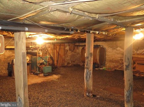 14596 Trough Crk Vly Pike, Huntingdon PA 16652-3519 exterior