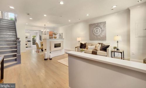 308 T St, Washington DC 20001-1843 exterior