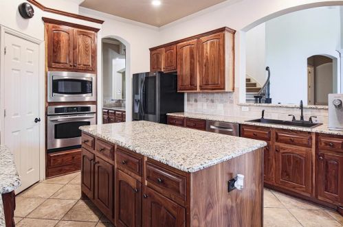 2100 Mustang Trl, Frisco TX 75033-8379 exterior