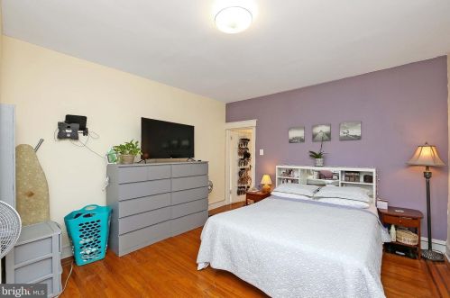 3259 Front St, Philadelphia PA 19140-5805 exterior