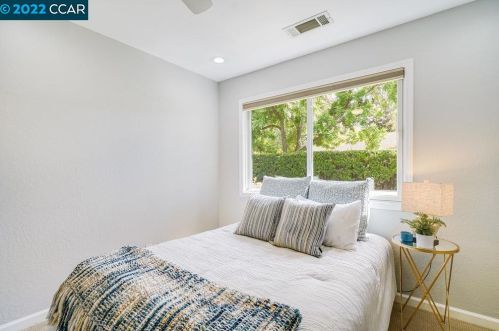 2 Clark Ct, Concord CA exterior