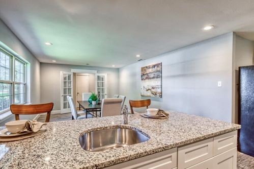 3138 Chapel Downs Dr, Dallas TX  75229-5833 exterior