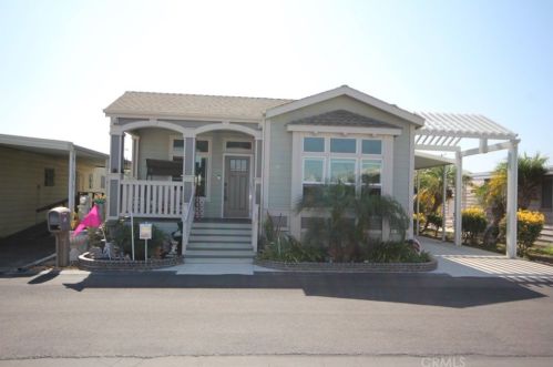 512 Hawk Ln, Santa Ana, CA 92708-5875