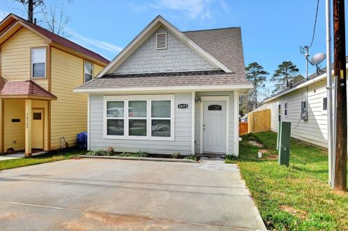 16373 Eastchase, Montgomery TX  77316-6700 exterior