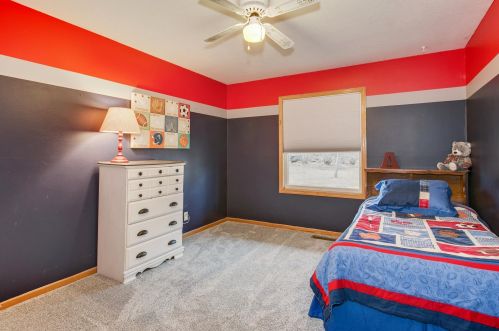 2095 2 St, Saint Paul MN 55110-3208 exterior