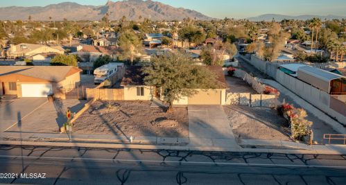 7930 Oldfather Dr, Tucson AZ 85741-1623 exterior