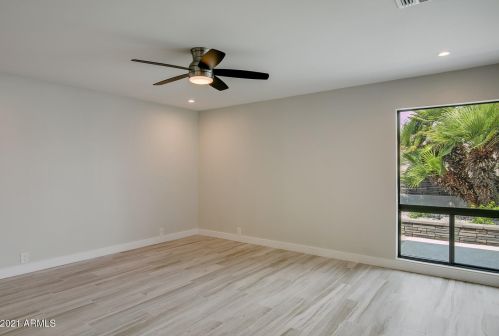 7614 20th St, Phoenix AZ  85020-4703 exterior