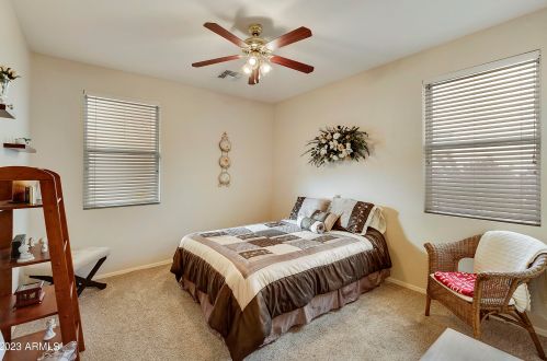 24032 Lakeway Cir, Chandler AZ 85248-7312 exterior