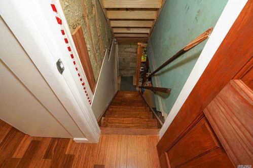 1599 Julia Goldbach Ave, Bohemia NY 11716-1517 exterior