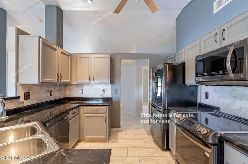 7784 Danforth Ave, Tucson AZ 85747-5138 exterior