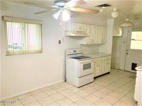 1350 36th Dr, Phoenix AZ  85009-3200 exterior