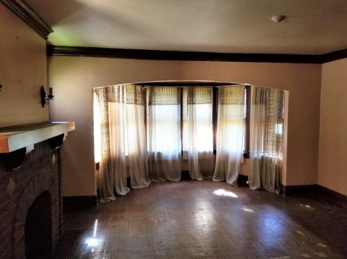 3910 13th St, Milwaukee, WI 53206-3016