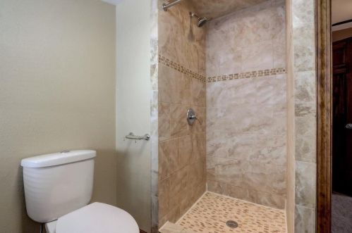 2024 55, Milwaukee WI 53220-2045 exterior