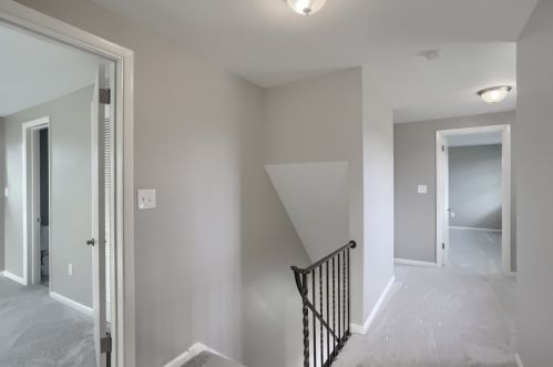 2630 Fairgreen Dr, Pittsburgh PA  15241-2916 exterior