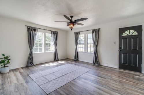 504 Monterey St, Denison TX 75021-6464 exterior