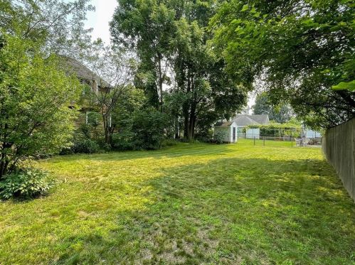 323 Nevada St, Newton MA 02460-1466 exterior