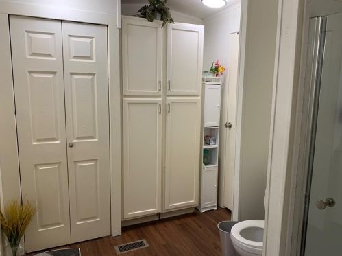 6921 Bennett Ave, Austin TX 78752-3204 exterior