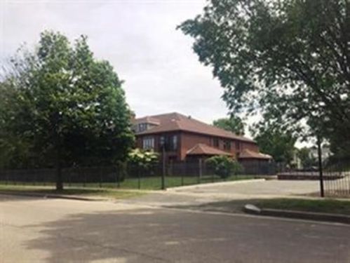 934 Southern Artery, Quincy MA  02169-7144 exterior