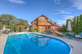 1217 Red Apple Rd, Wenatchee WA  98801-3224 exterior