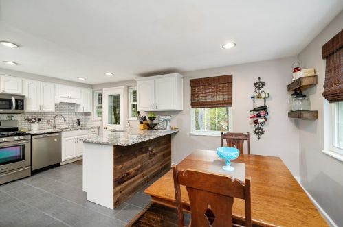 101 Harbeth Dr, Pittsburgh PA  15237-3327 exterior