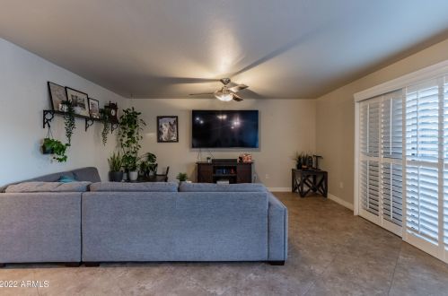 20831 10 St, Phoenix AZ 85086-0927 exterior