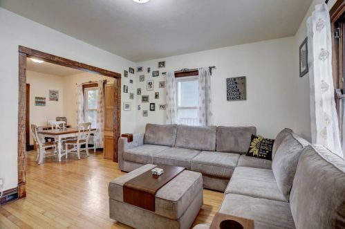 123 Randall Ave, Madison WI  53715-1341 exterior