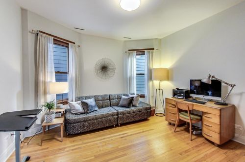 4244 Bell Ave, Chicago IL 60618-2904 exterior