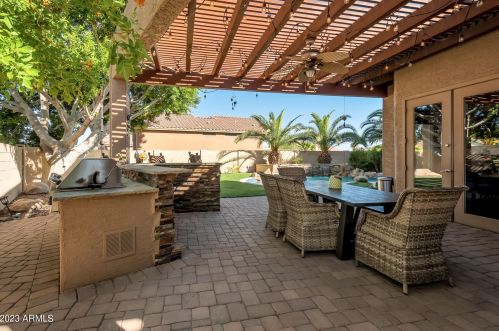 16003 9th Pl, Phoenix AZ  85022-3107 exterior