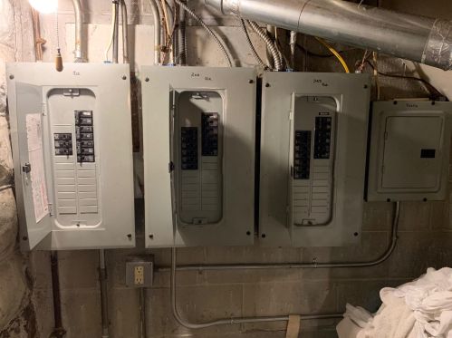 3211 13 St, Milwaukee WI 53215-4611 exterior