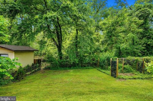 8412 Barron St, Silver Spring MD 20912-7247 exterior