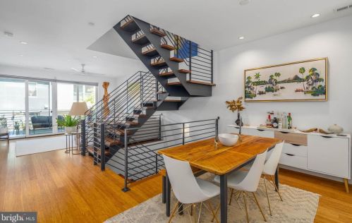 1003 17th St, Philadelphia PA  19146-2004 exterior