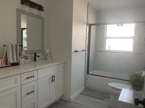 754 105 Ave, Naples FL 34108-1842 exterior