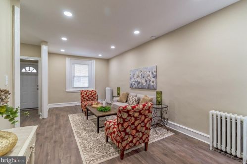 4035 8th St, Philadelphia PA  19140-2233 exterior