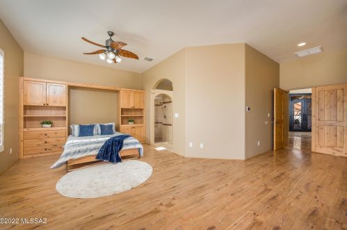 2240 Lone Star Pl, Tucson AZ  85713-6732 exterior