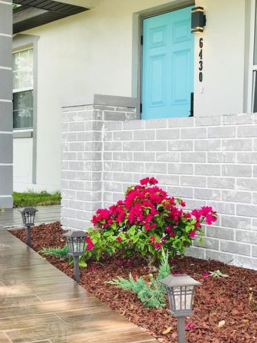 6430 Larmon St, Tampa FL  33634-5018 exterior