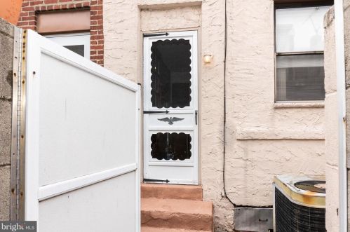 2433 Camac St, Philadelphia PA 19148-3510 exterior