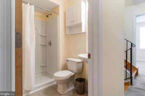 2572 Collins St, Philadelphia PA 19134-3710 exterior