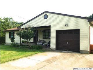 766 Veterans Hwy, Jackson Twp NJ  08527-3332 exterior