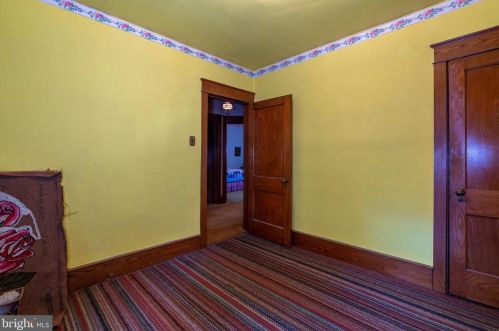 1819 Willow St Pike, Lancaster PA 17602-4838 exterior