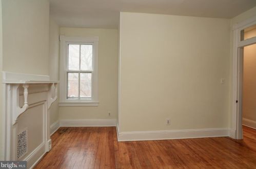 422 Peyton St, Alexandria VA 22314-2004 exterior