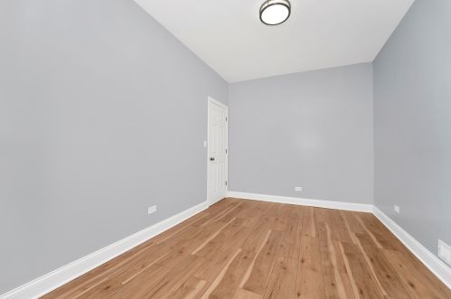 7349 Winchester Ave, Chicago IL 60626-1509 exterior