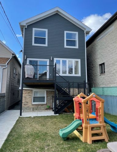 2644 Homer St, Chicago IL 60647-4215 exterior