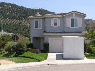 3804 Lake Shore St, Fallbrook CA  92028-7877 exterior