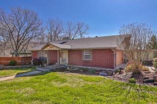 19420 Oak Cir, Springdale, AR 72764-8942