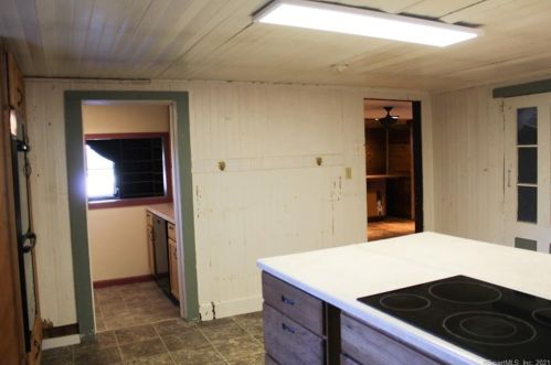 415 Norfolk Rd, Torrington CT 06790-2717 exterior