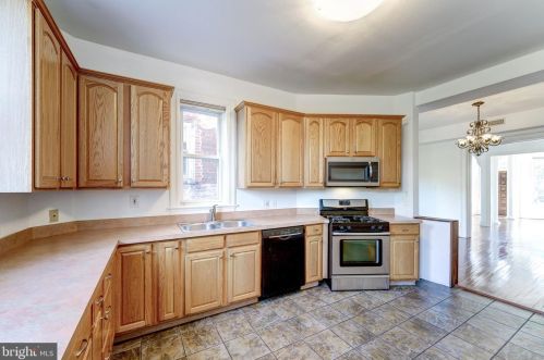 51 U St, Washington DC  20001-1010 exterior