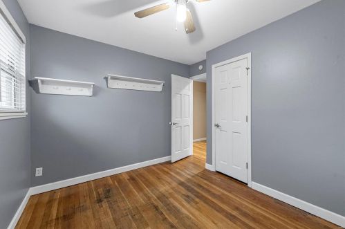 7384 Sharp Ave, Saint Louis MO 63116-3040 exterior